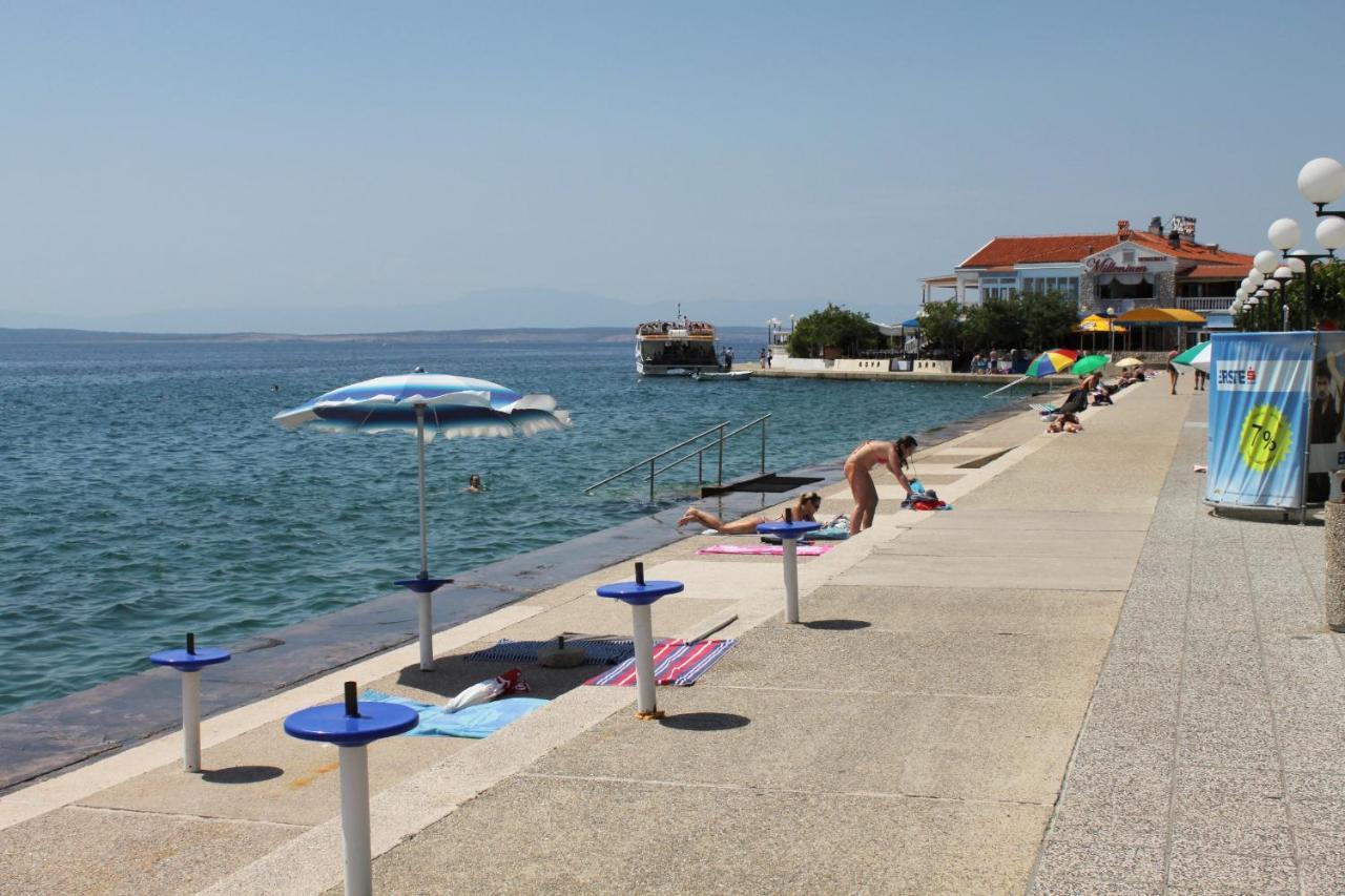 Apartments And Rooms With Parking Space Selce, Crikvenica - 2362 Exterior foto