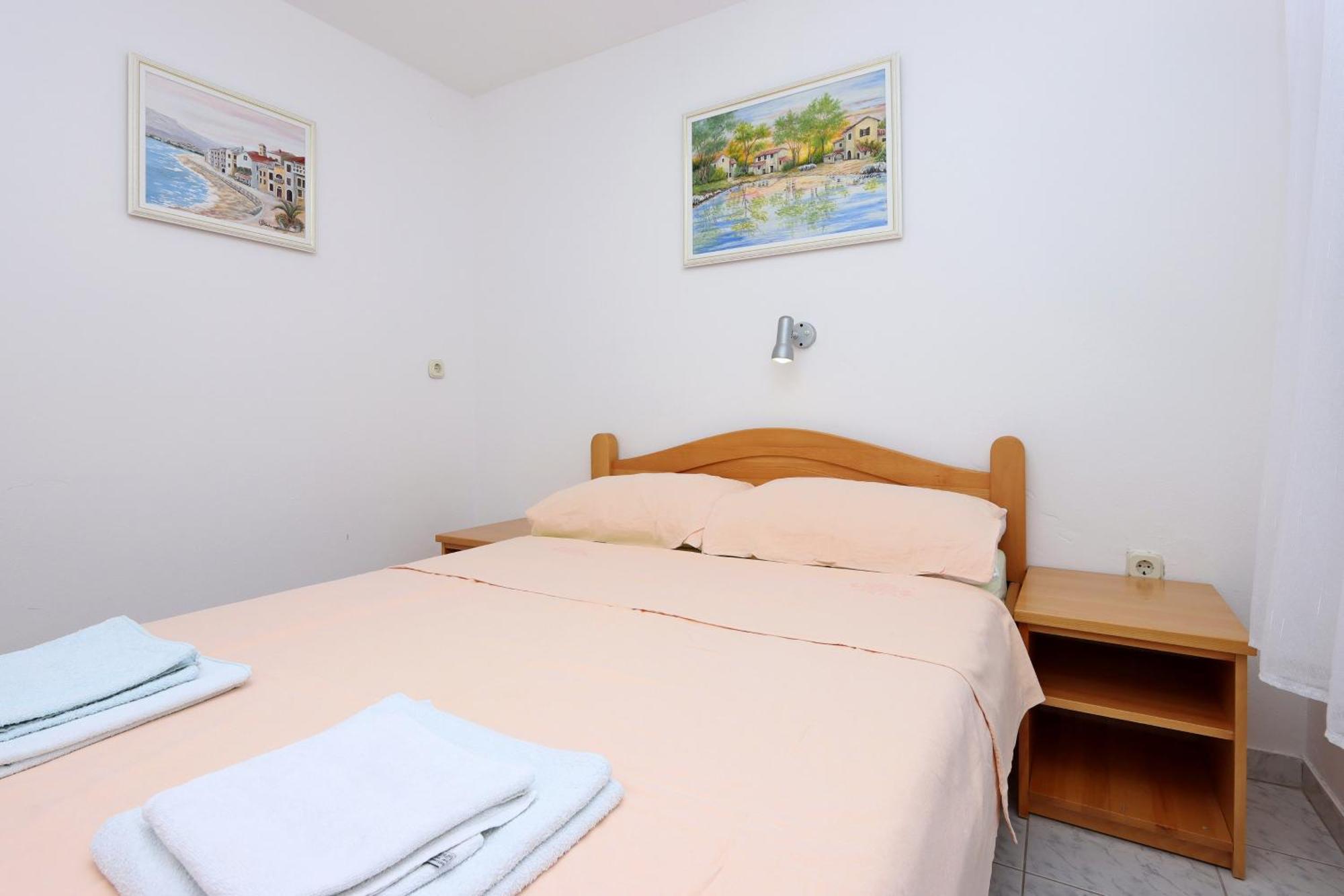 Apartments And Rooms With Parking Space Selce, Crikvenica - 2362 Cameră foto