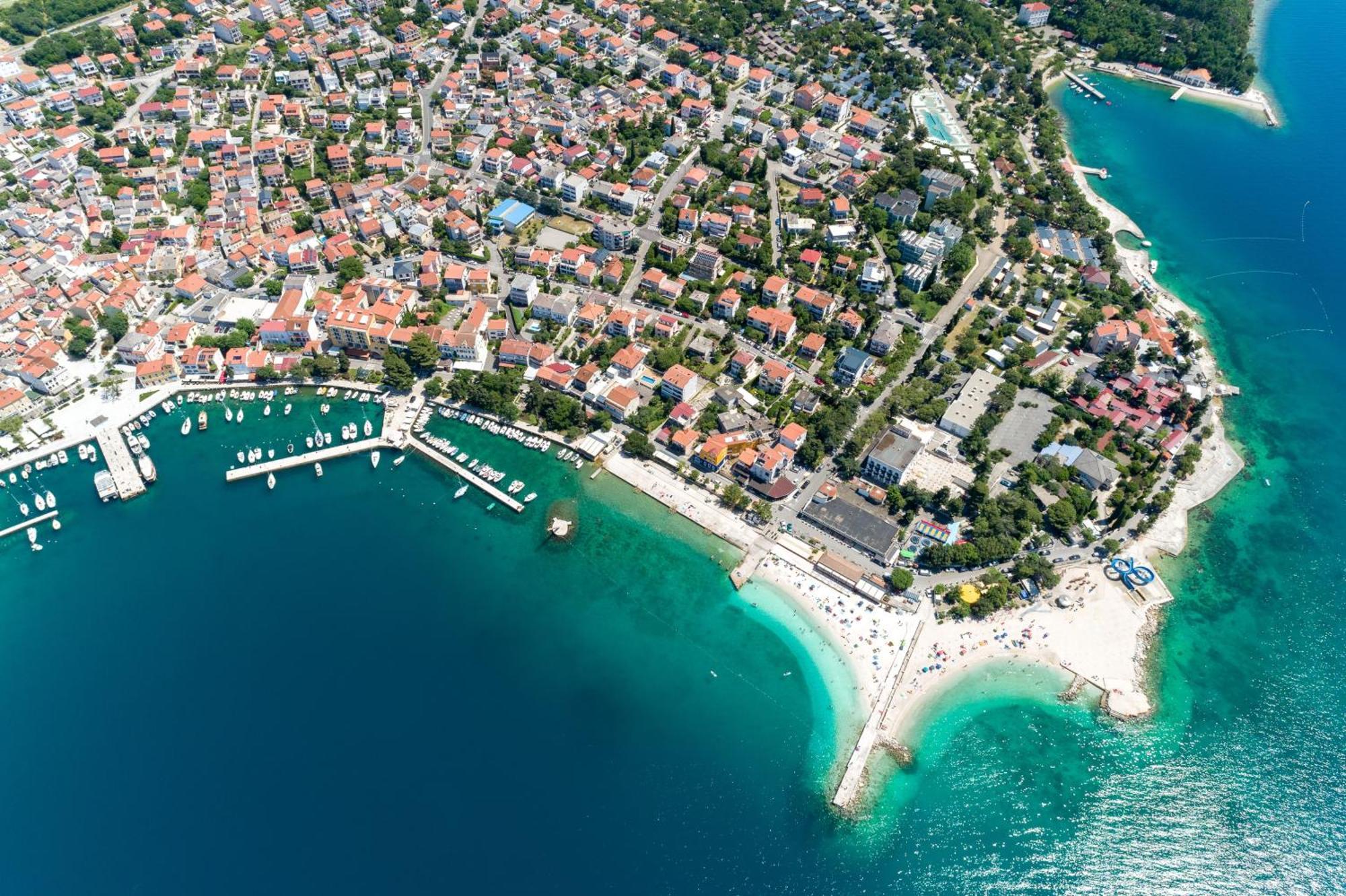Apartments And Rooms With Parking Space Selce, Crikvenica - 2362 Exterior foto